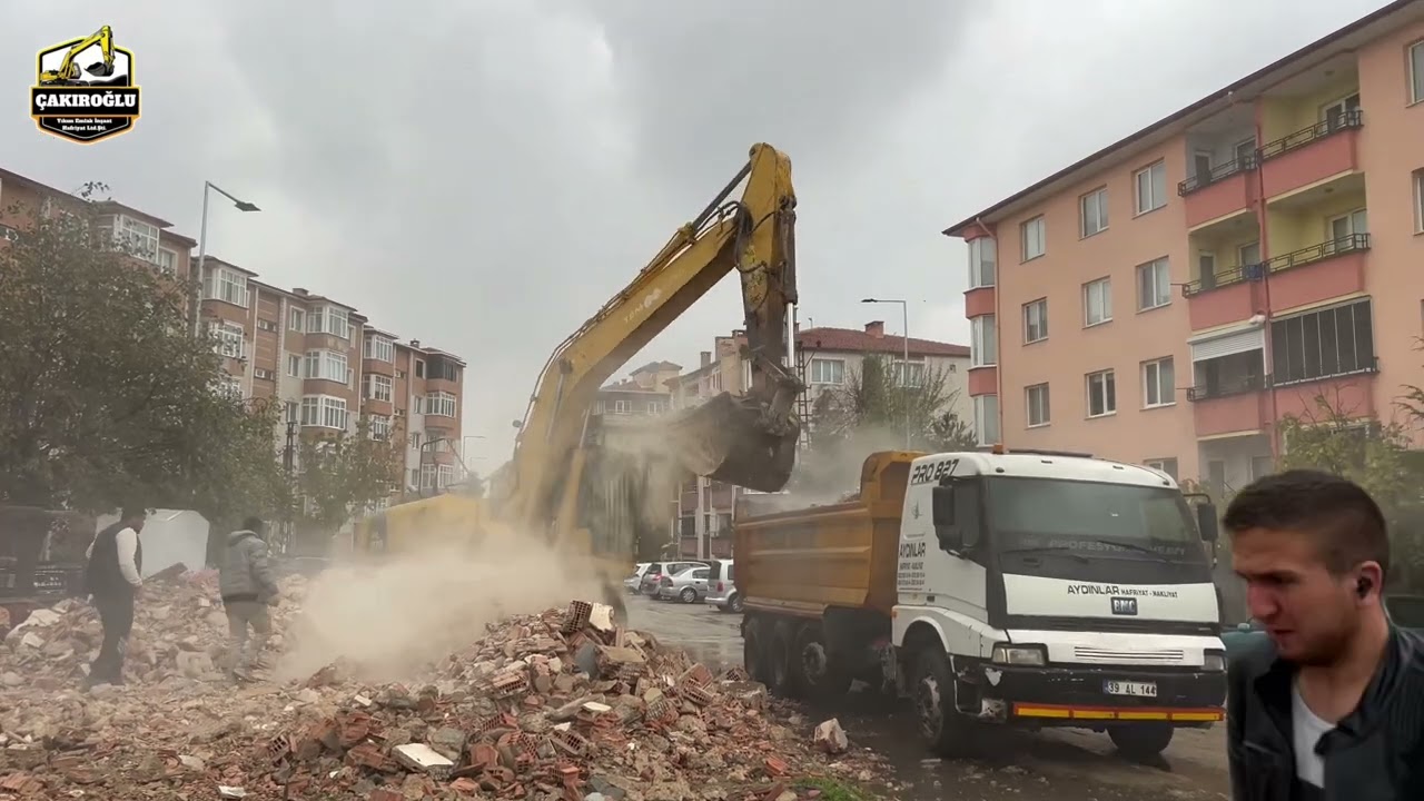 ÇAKIROĞLU YIKIM | Yağmurda moloz atım çalışması x AYDINLAR HAFRİYAT