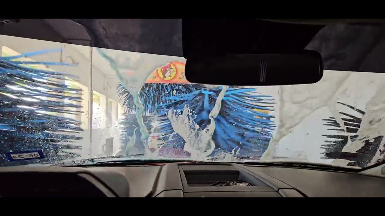 BIGGEST car wash in Texas...at Buc-ee's