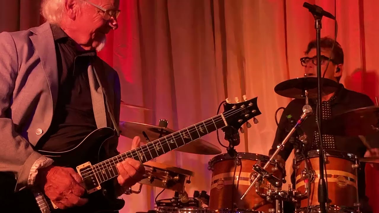 Terl Bryant, Alan Thomson, Dan Crisp and Martin Lancelot Barre - “Back to the Family”