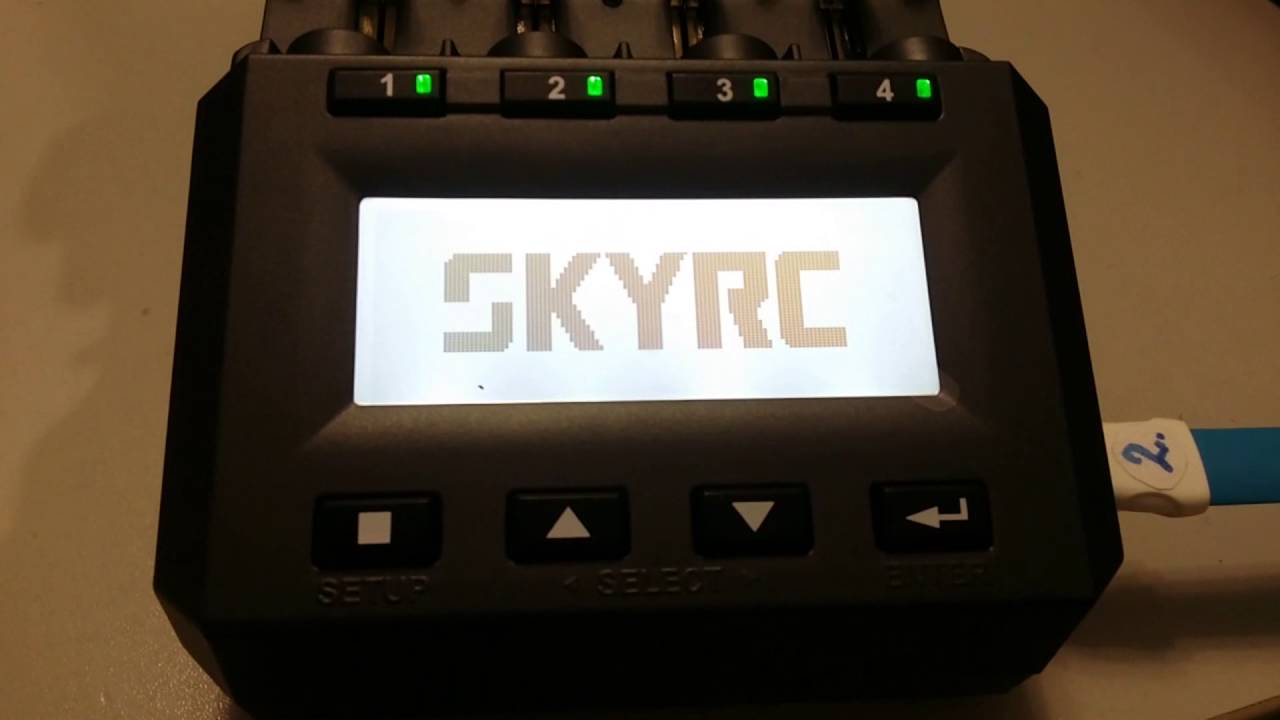 SkyRC MC3000 firmware upgrading screen