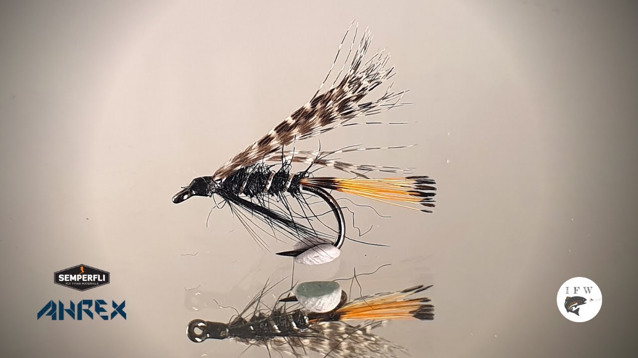 Tying a fly called Teal and black Fly Tying tutorial | Ívar's Fly Workshop