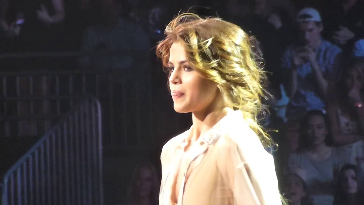 WHO SAYS -SELENA GOMEZ: REVIVAL TOUR 6.2.16 NJ