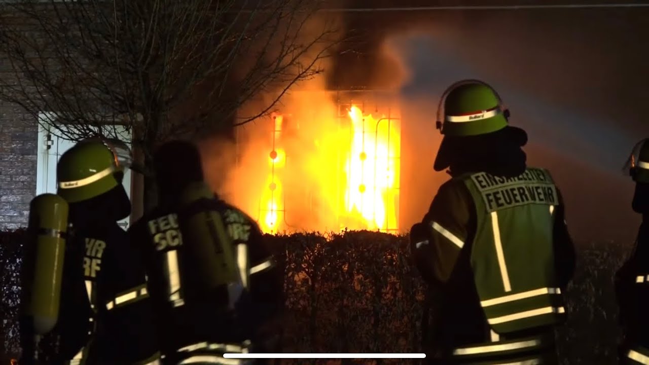 [SCHÜTZENHALLE IN VOLLBRAND] Großbrand in Schüttorf - 100 Einsatzkräfte 26.01.2023