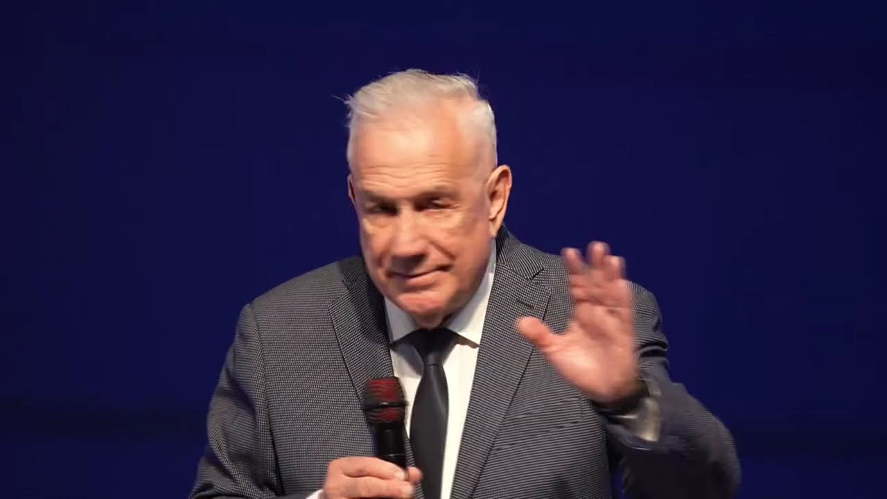 Pr. Carlos Belart - 
