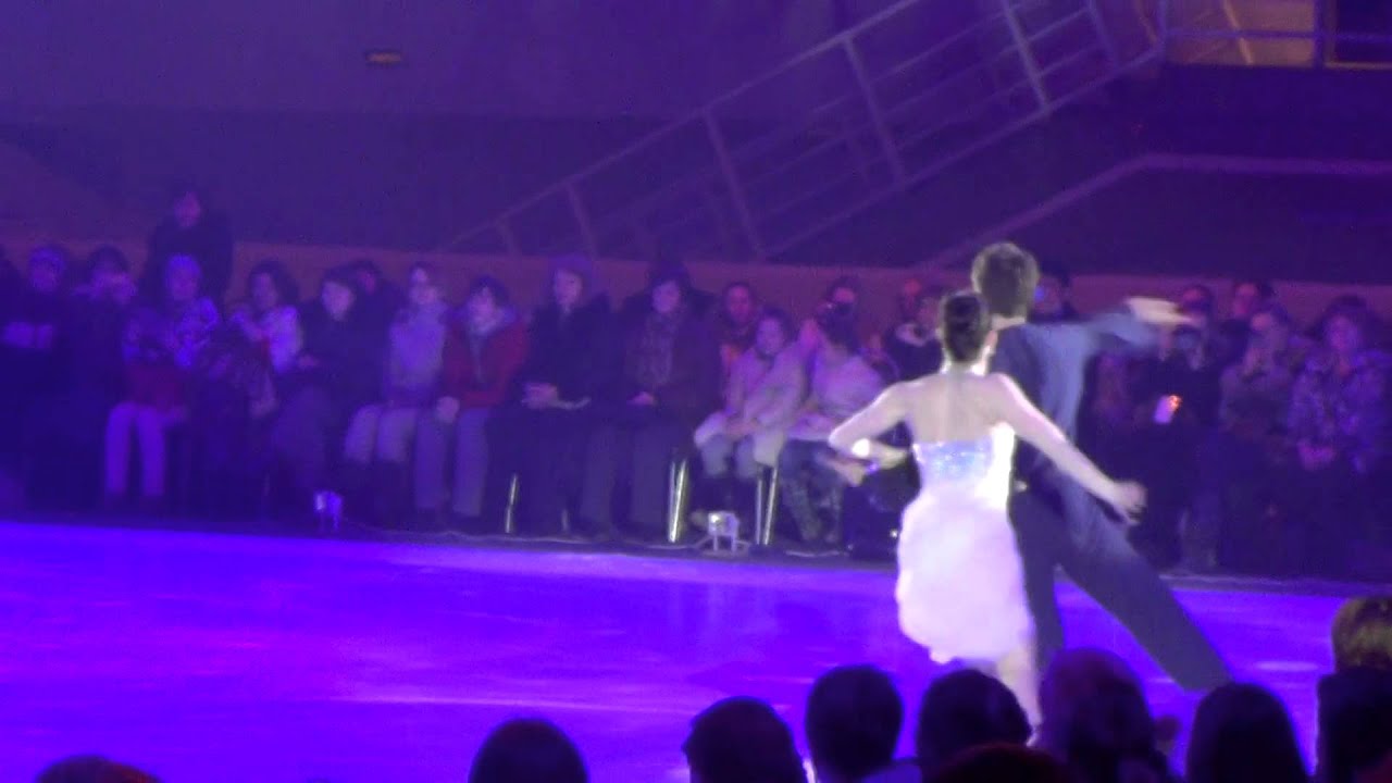 Olympic Champions show in Moscow Virtue - Moir  - Shine, shine my star 00780