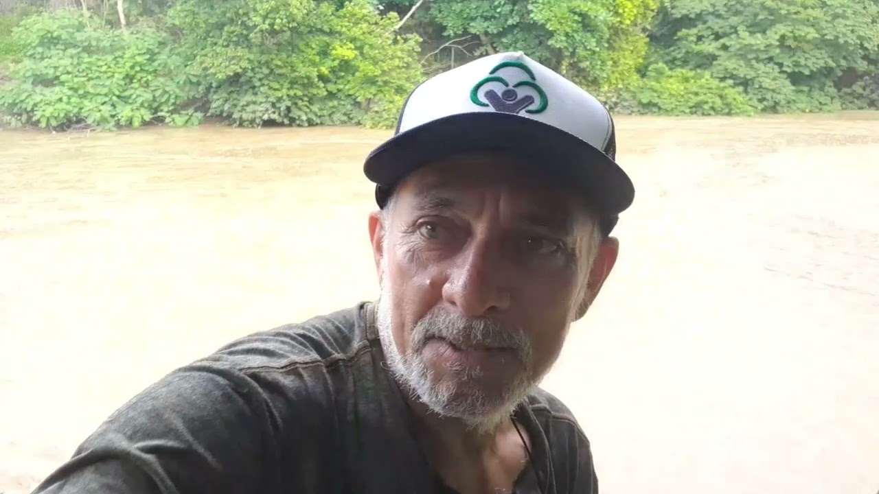 Pescaria com muita chuva