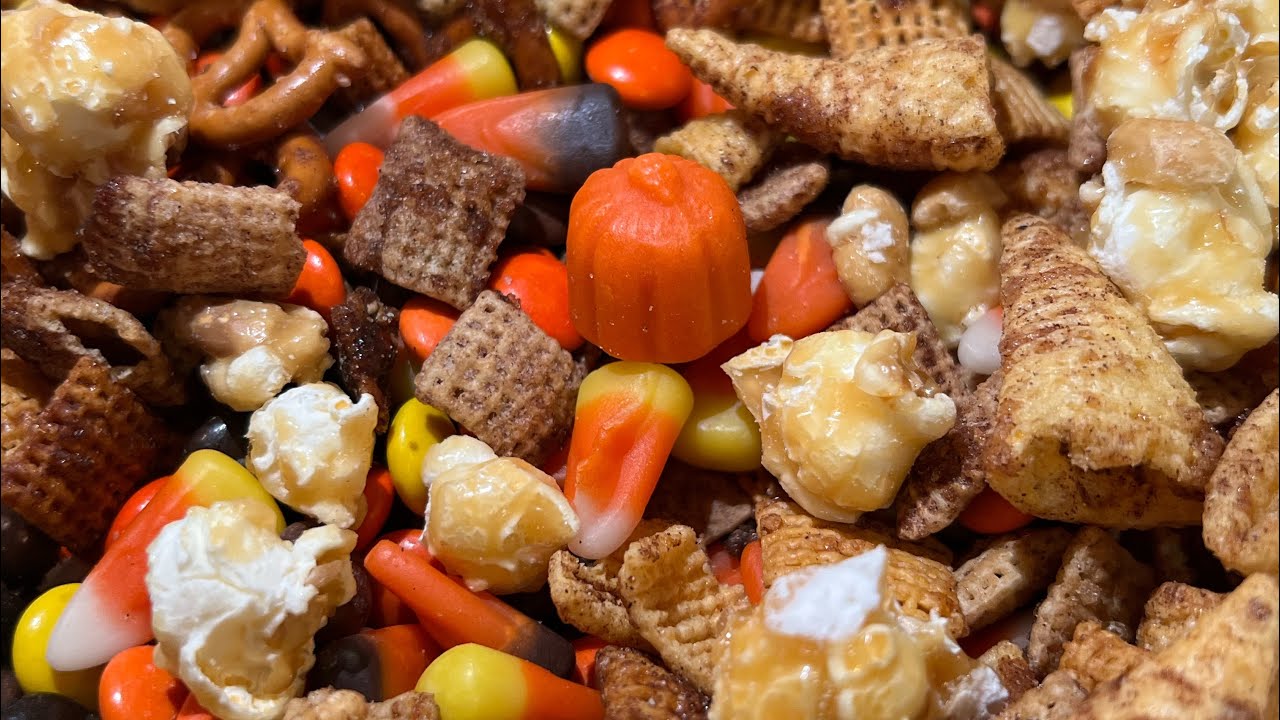 Autumn Pumpkin Pie Spice Chex Mix