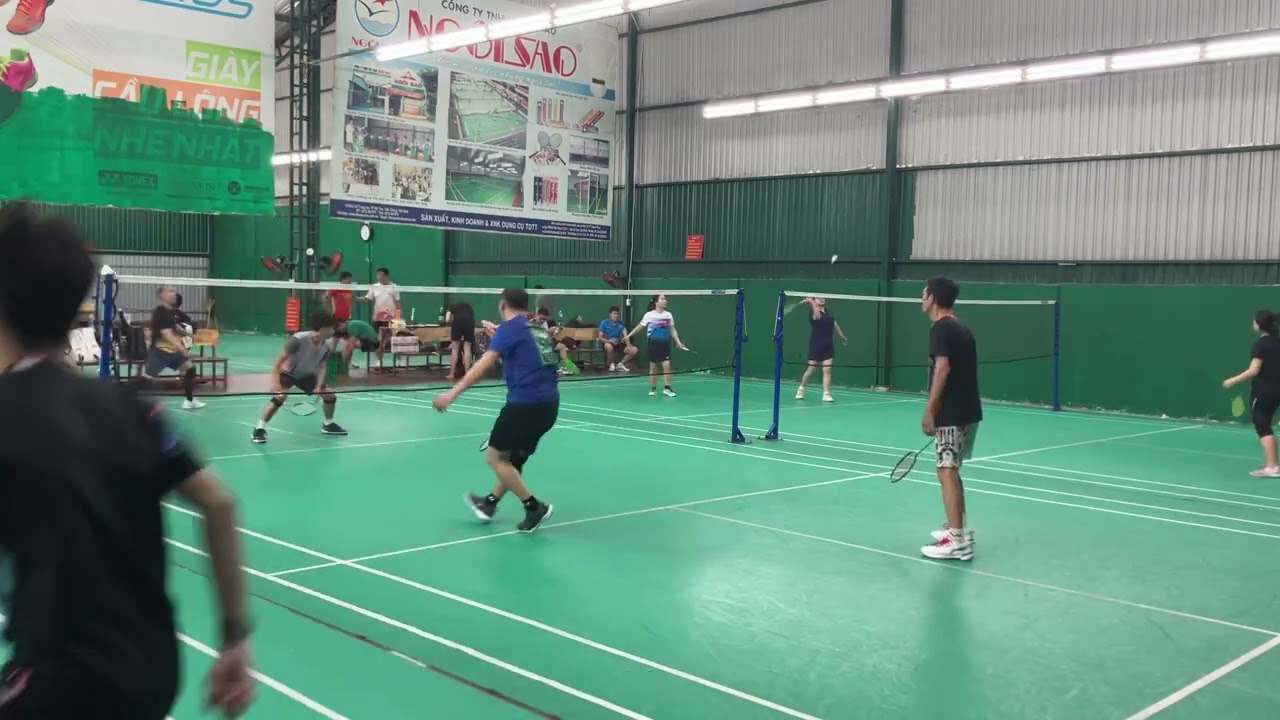 Hiền Hậu vs. Thanh Kho