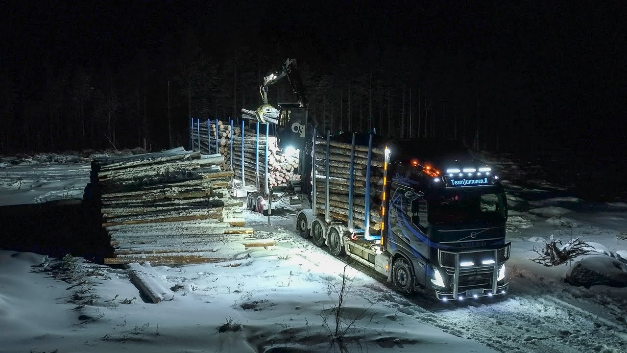 Moniosaajia Team Juntunen Oy:lle Turveautonkuljettajista Puutavara-autonkuljettajiksi