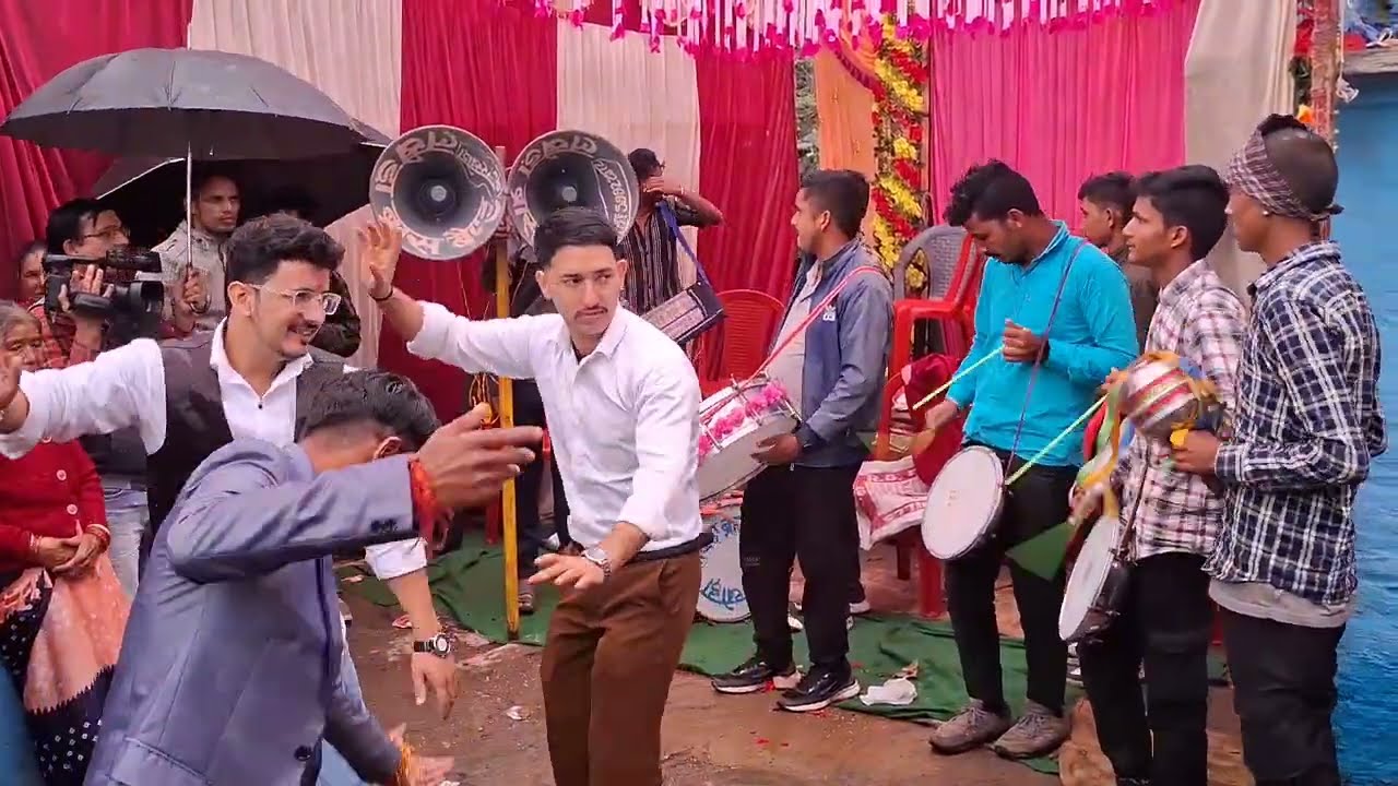 सुबह की शुरुआत भगवानों के नाम पहाड़ी बैंड बाजा वीडियो ll पहाड़ी शादी बैंड ll बारात annurawatuk01 