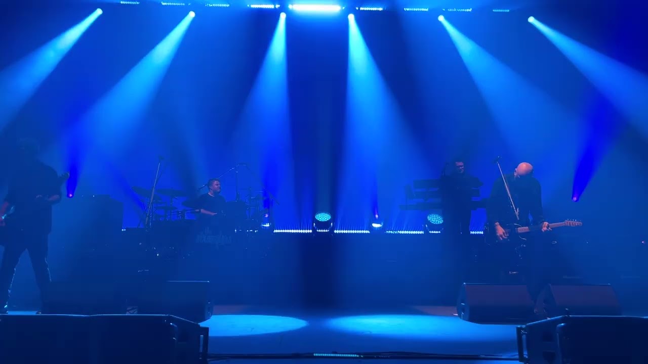 ‘Mean To Me’ - The Stranglers - Manchester Apollo 18/10/25