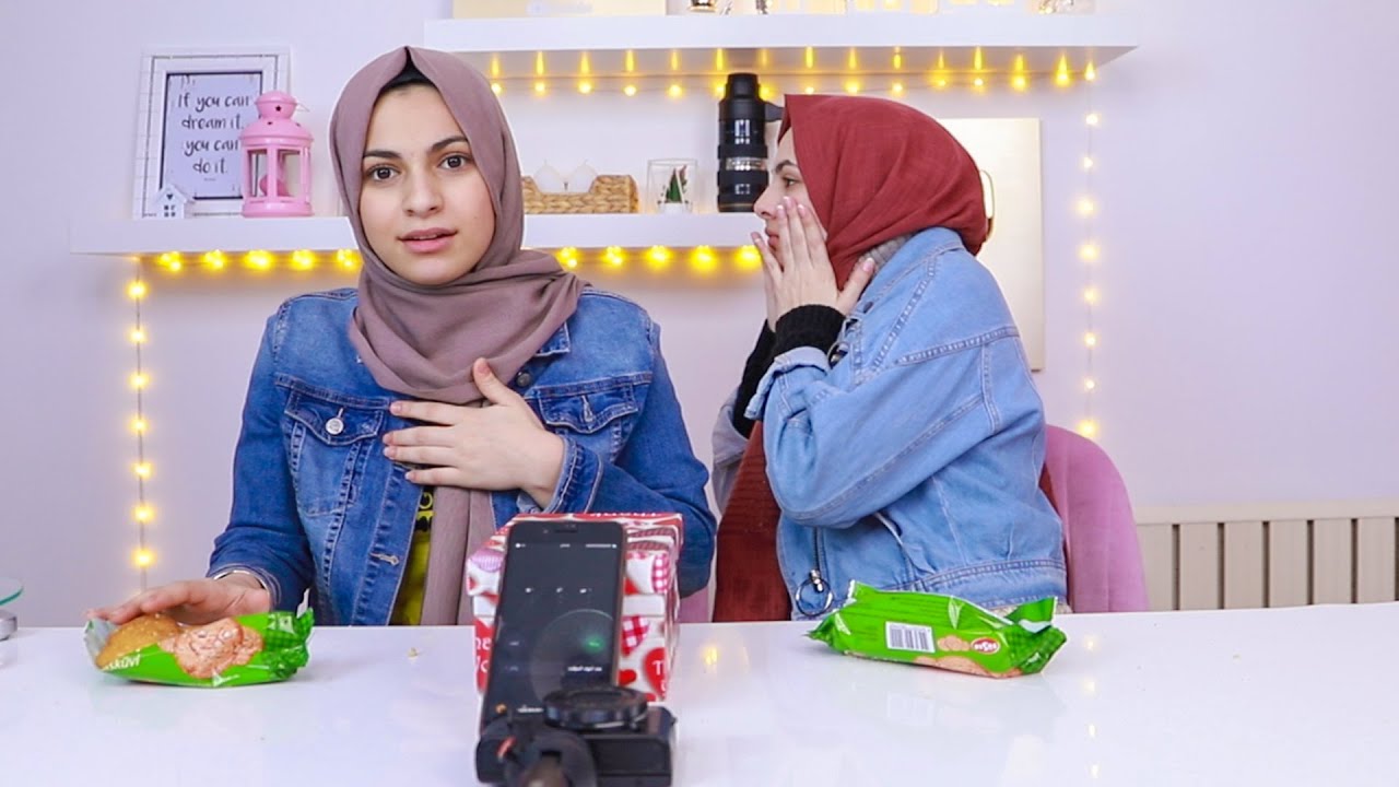 اللى تاكل اكتر بدقيقة واحدة  تكسب التحدي | هيا ومرام