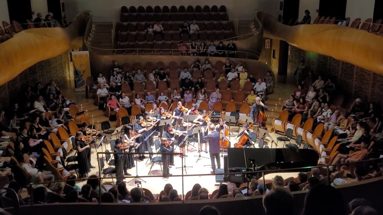 Cremona Academy Orchestra - Sonata Undecimo by H. Eccles (arr. E. Fine)