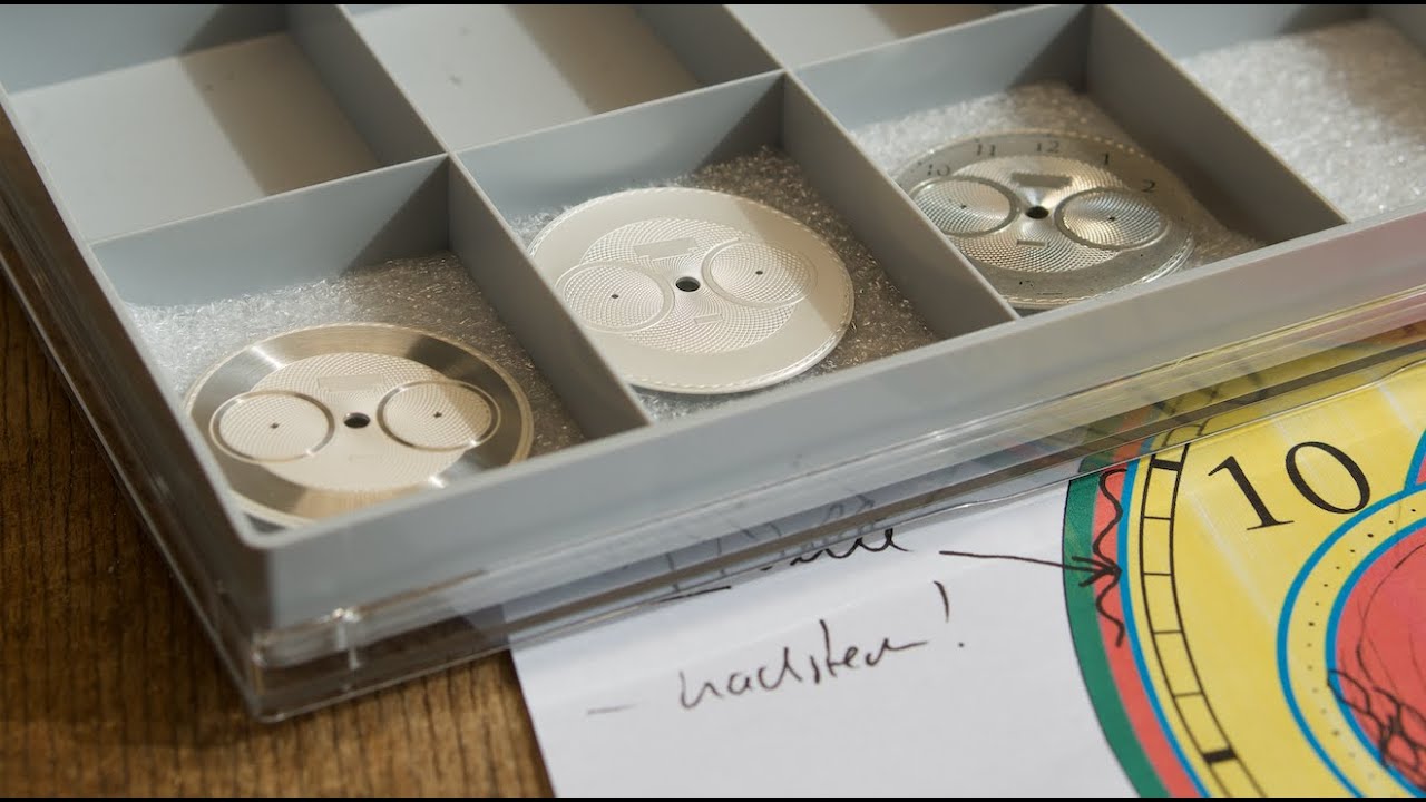 Hand Guilloche; how a rose engine works