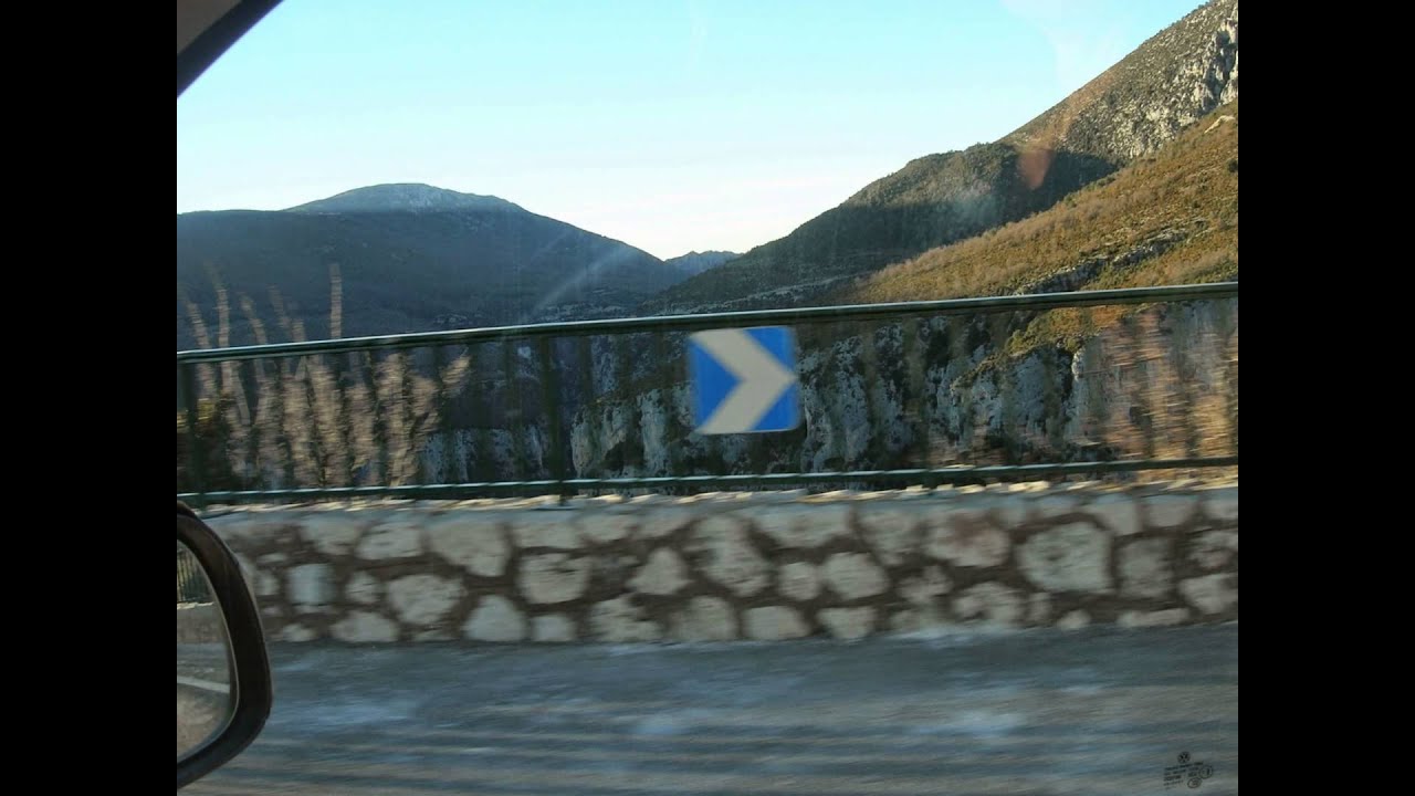 December along the left bank of the Verdon River (France)
