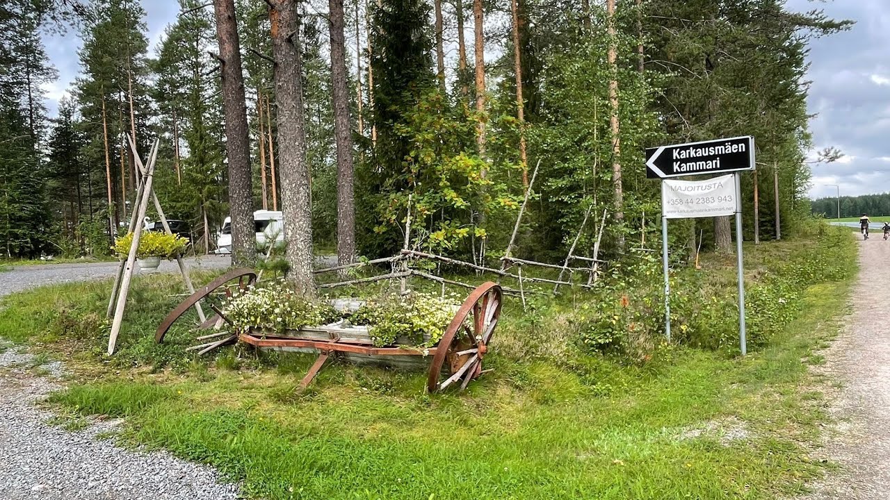 Kinnulan Matkaparkki , Karkausm&auml;en Kammari