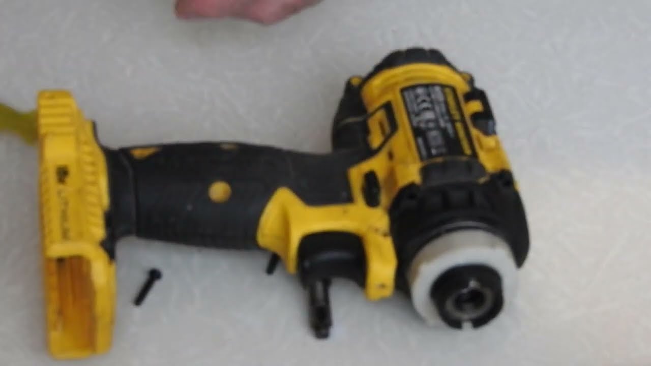 Разборка редуктора Шуруповерта STANLEY FMC600 с валом