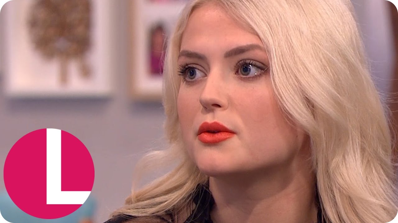 Coronation Street's Lucy Fallon and Chris Harper Discuss the Grooming Storyline | Lorraine