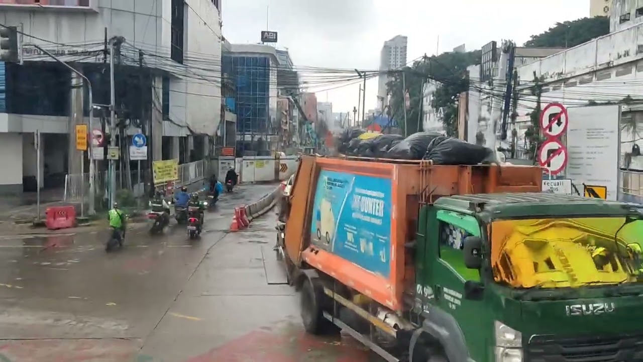 Explore Dengan Bus Wisata Gratis Dari Kali Besar Barat Ke Istiqlal & Suasana Jalanan Saat Proyek MRT