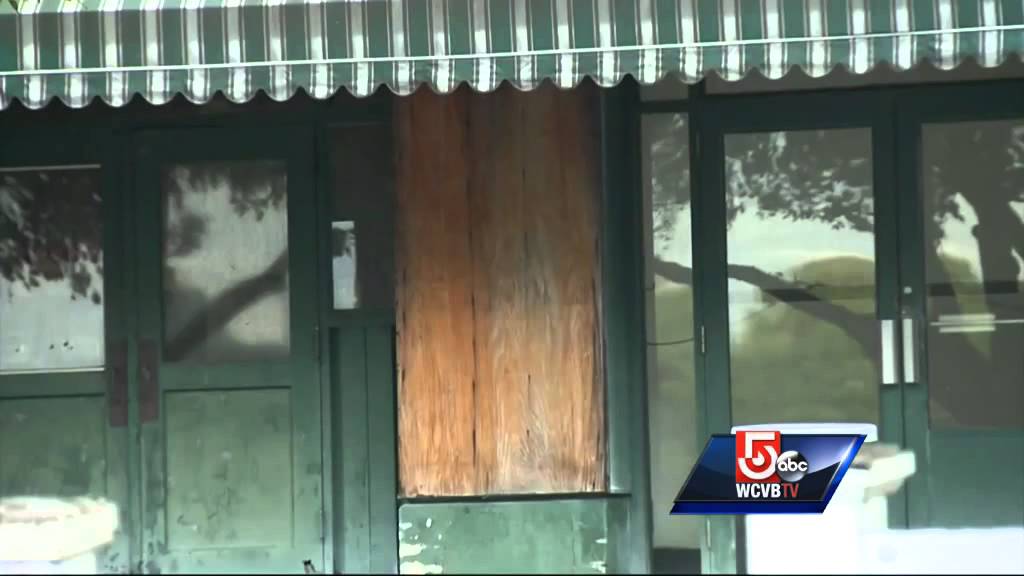 Suffolk Downs to close, costing hundreds of jobs