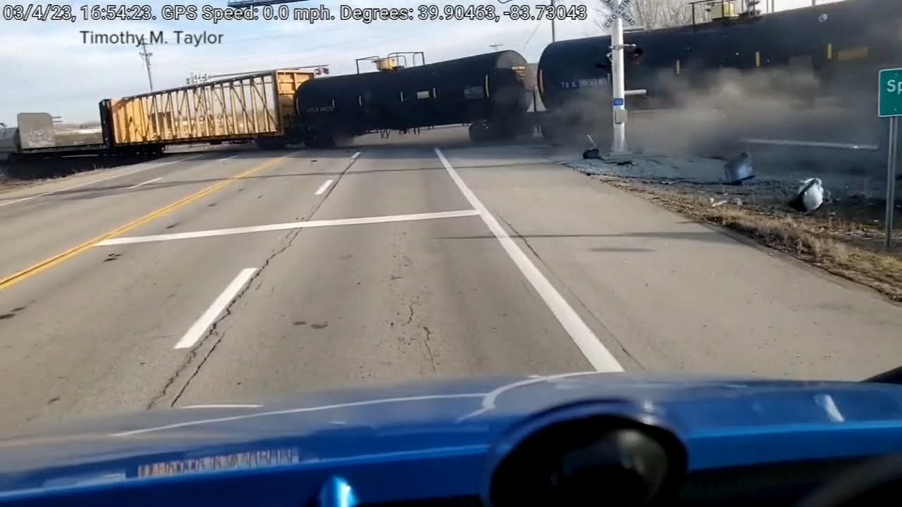 Dashcam video captures Ohio train derailment
