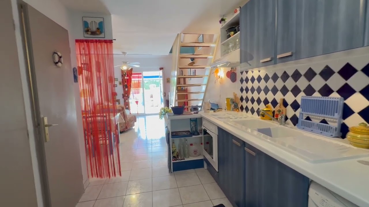 Pavillon 2 pièces + Mezz, Terrasse, Cour + Pkg - St Pierre la mer (11560) - Réf.4124 - 170.000€