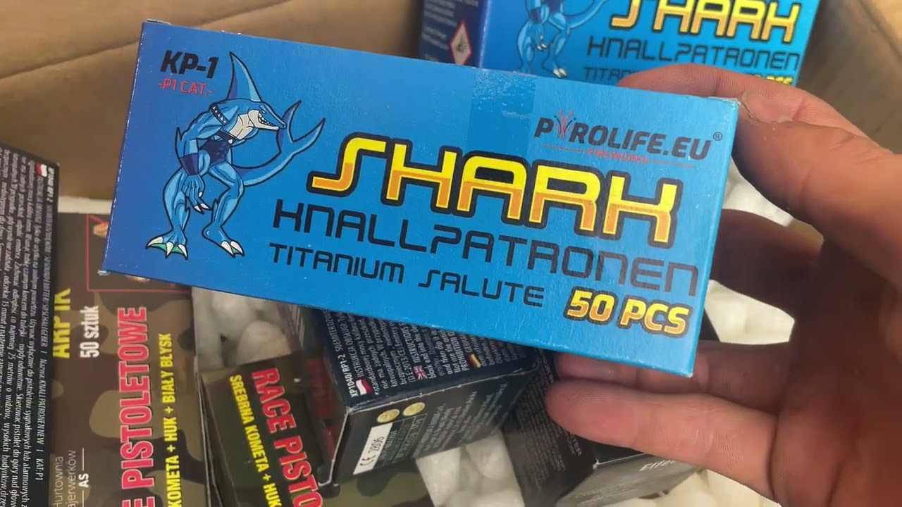 🧨Pyro Unboxing von legal Pyro ￼ 🧨