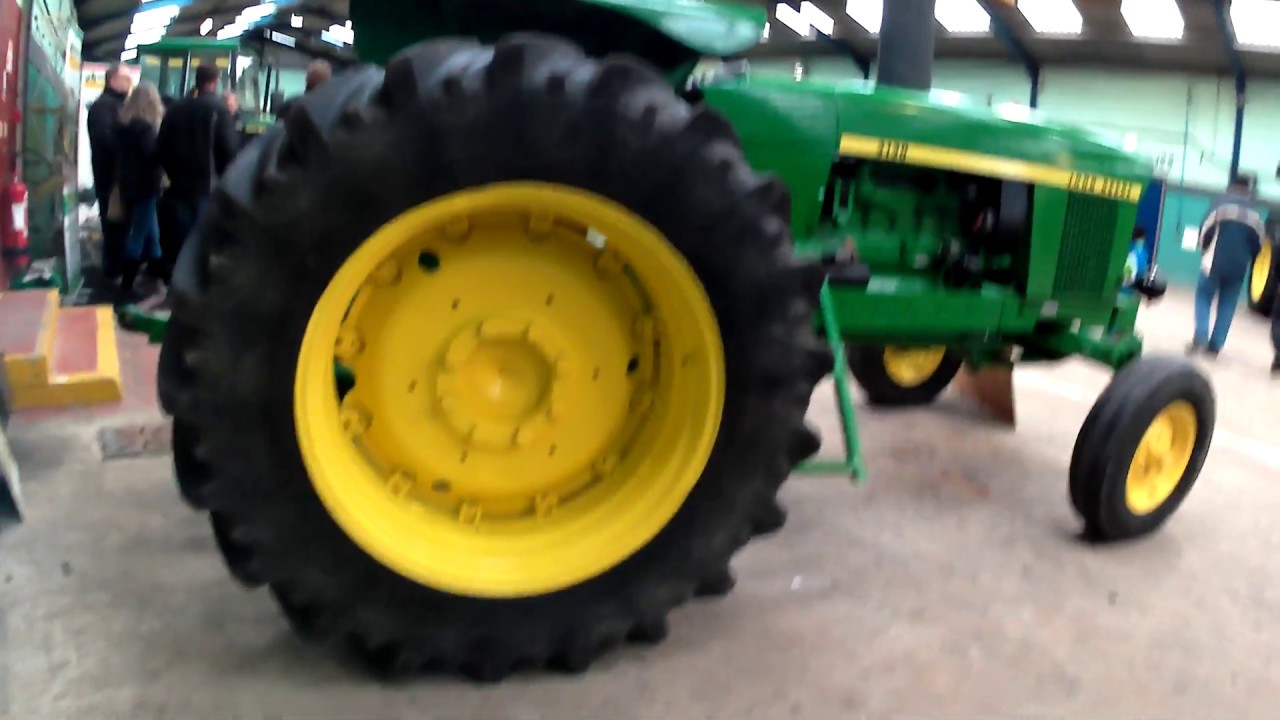 1970 John Deere 3130 5.4 Litre 6-Cyl Diesel Tractor (96 HP)
