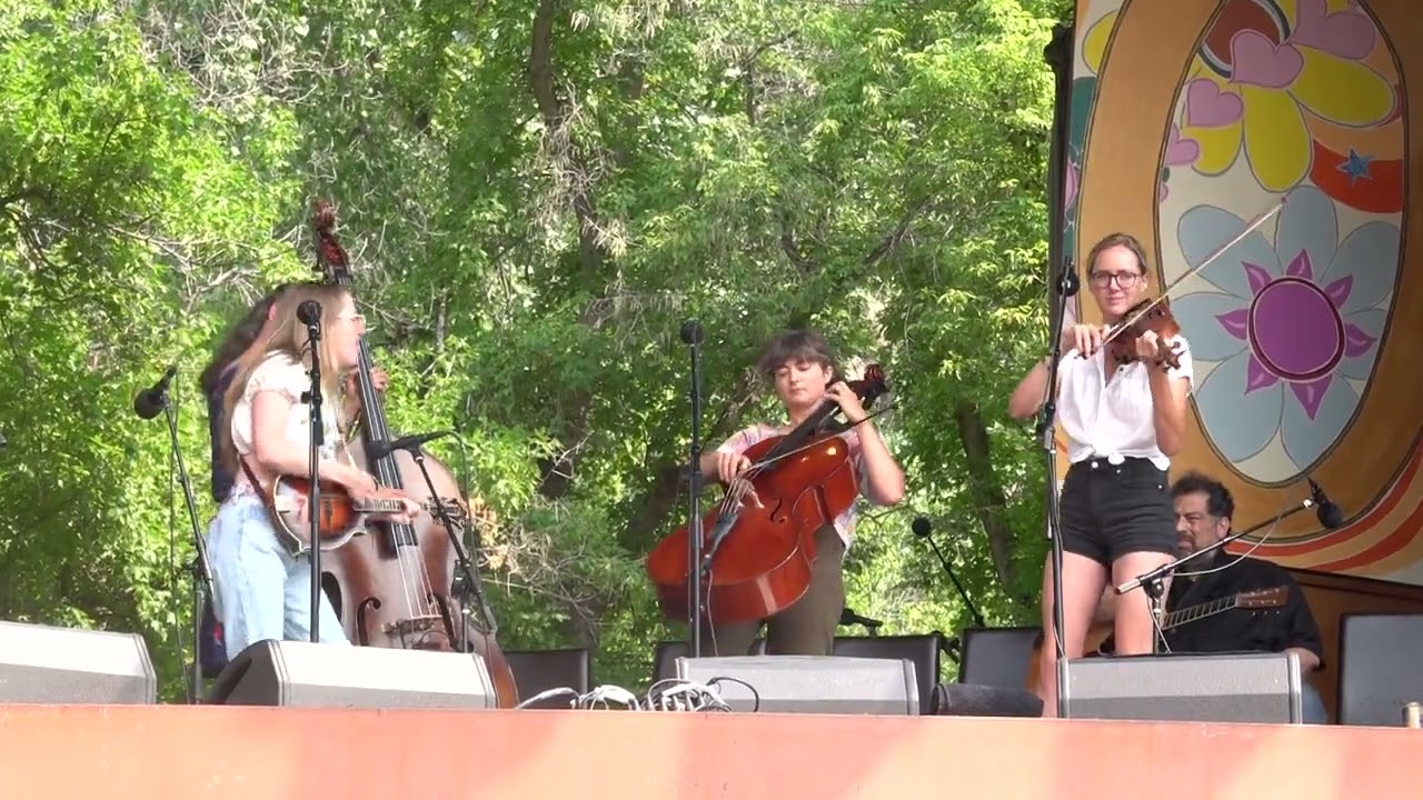 Working on a Building - Big Richard at Rockygrass, Lyons, CO - July 29, 2022