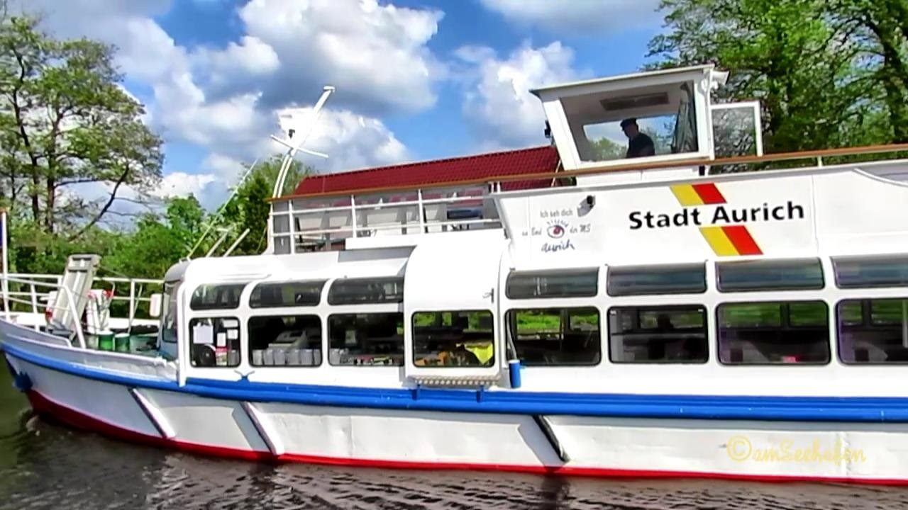 Schleuse Kukelorum Rahe  MS Stadt Aurich schleust Ostfriesland Ems-Jade-Kanal