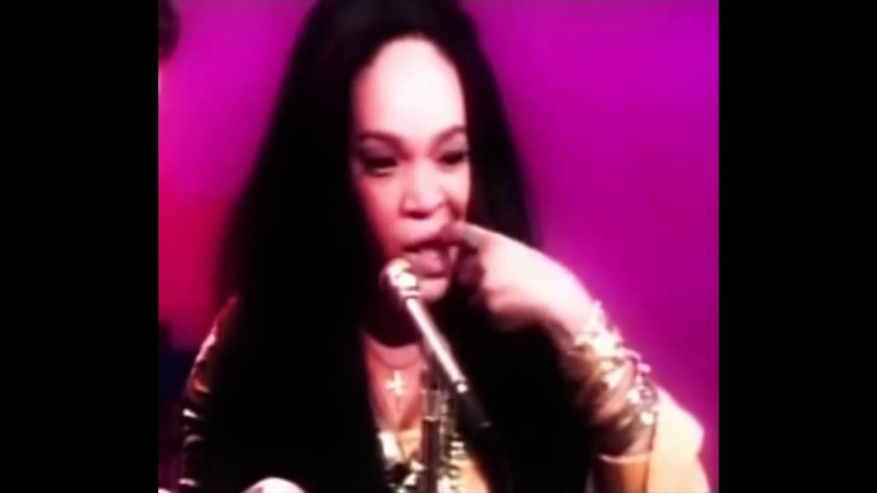 6 minutos de "La Lupe"