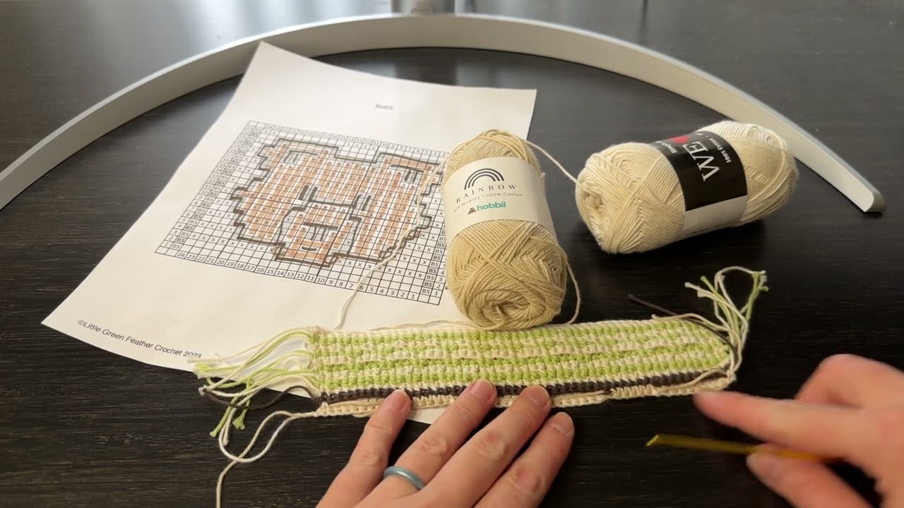 Changing Colors In Overlay Mosaic Crochet (Tapestry Overlay Mosaic) | Little Green Feather