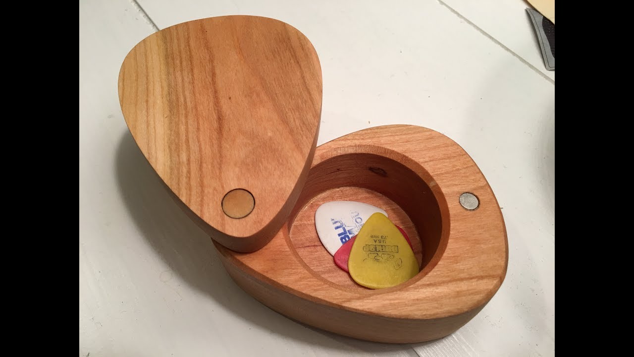 Bandsaw Box: Guitar Pick Storage