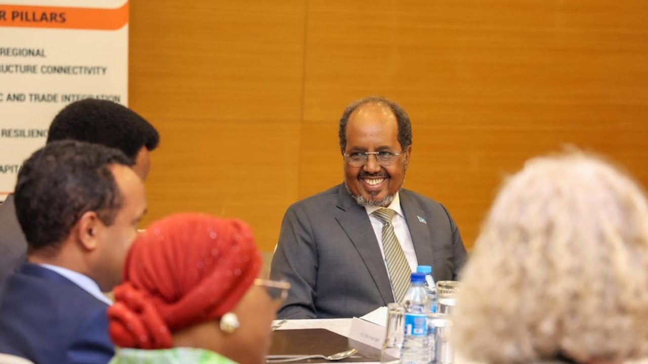Madaxweyne Xasan Shiikh oo soo xiray kulanka 27-aad ee Wasiirrada Maaliyadda. Geeska Africa.