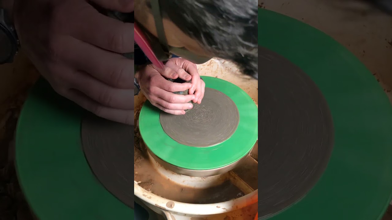 Using my new @DiamondCoreTools bat #pottery #ceramics #glaze #shorts #christmastime
