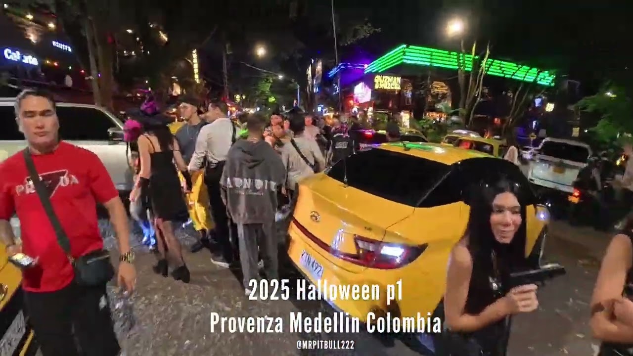 2025 Halloween p1 Provenza Medellin Colombia