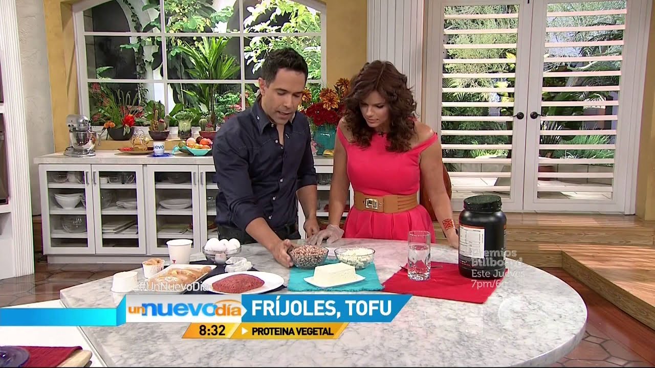 ¿Qué es la proteína? El entrenador José Fernández te lo explica | Un Nuevo Día | Telemundo