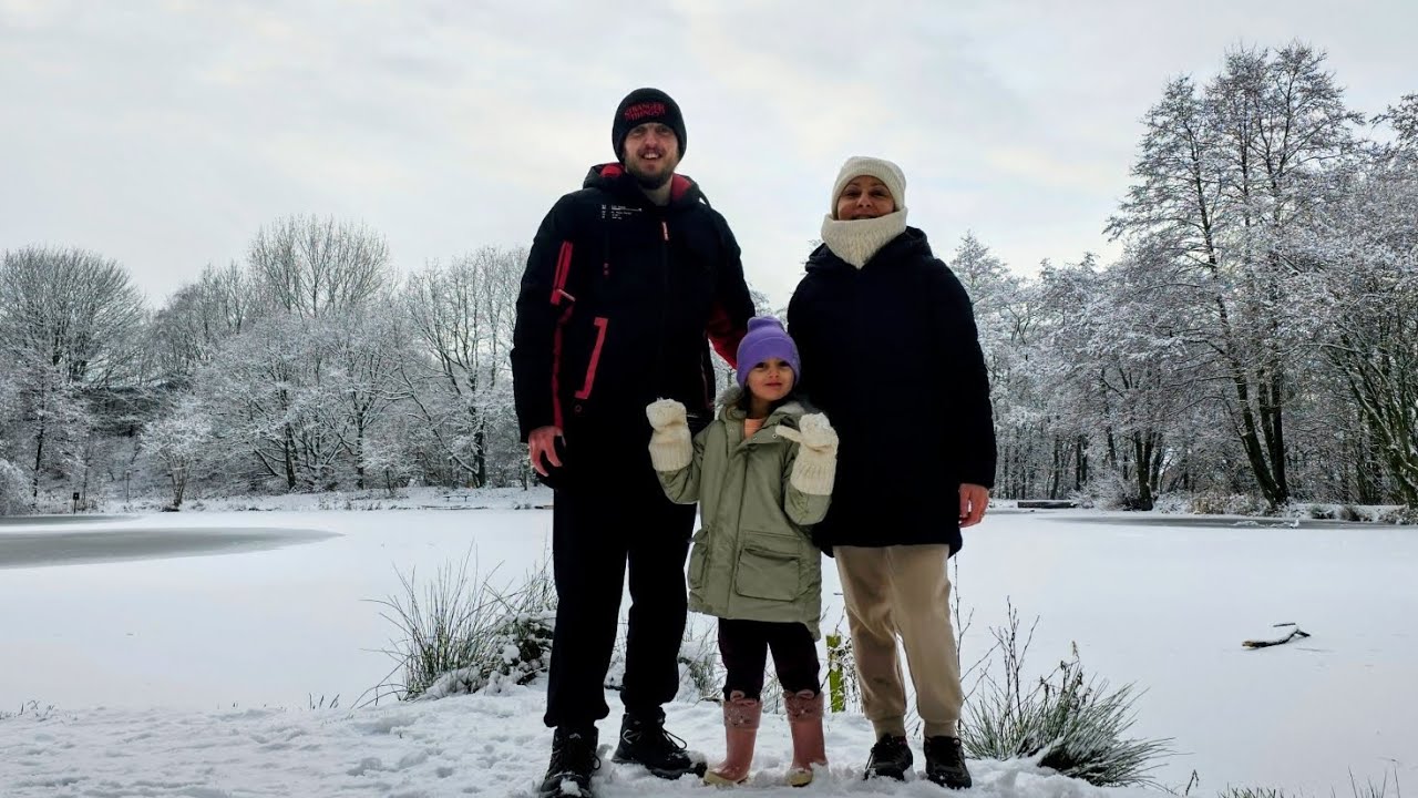 Snow Day, Building Snowman & A Magical Winter Wonderland, 6th January 2026! 