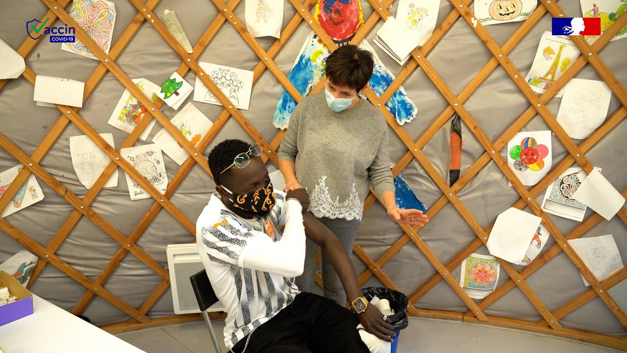La vaccination des publics isolés au Centre d'hébergement d'urgence pour migrants d'Ivry-sur-Seine