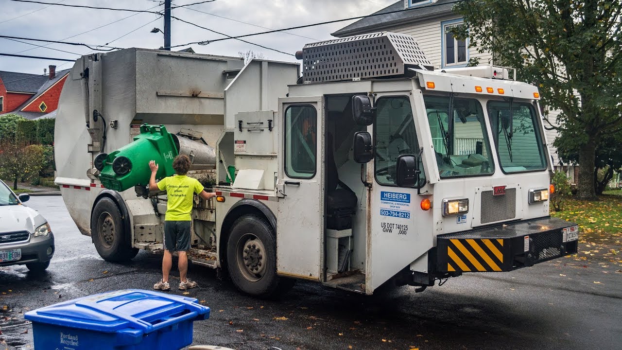 Lodal EVO MAG-20 Garbage Truck