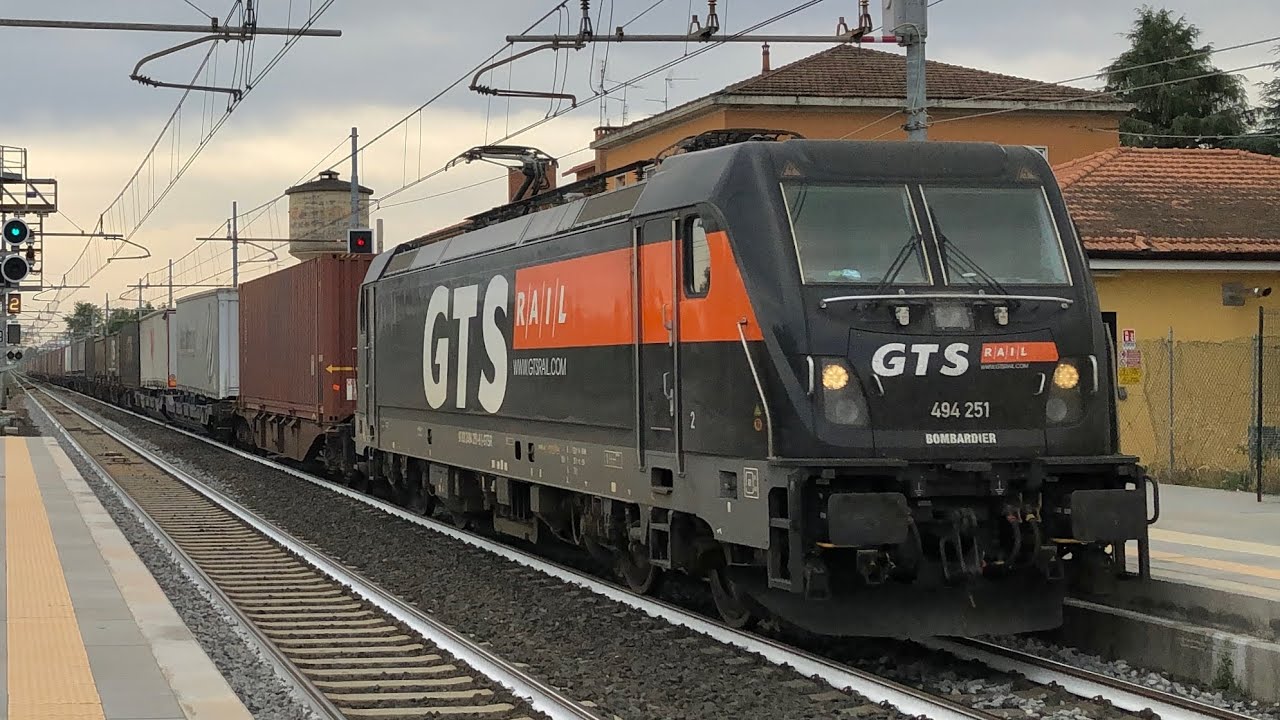 TRENI SPECIALI E PARTICOLARI DI OGNI TIPO IN TRANSITO ALLA STAZIONE DI CASTELBOLOGNESE!