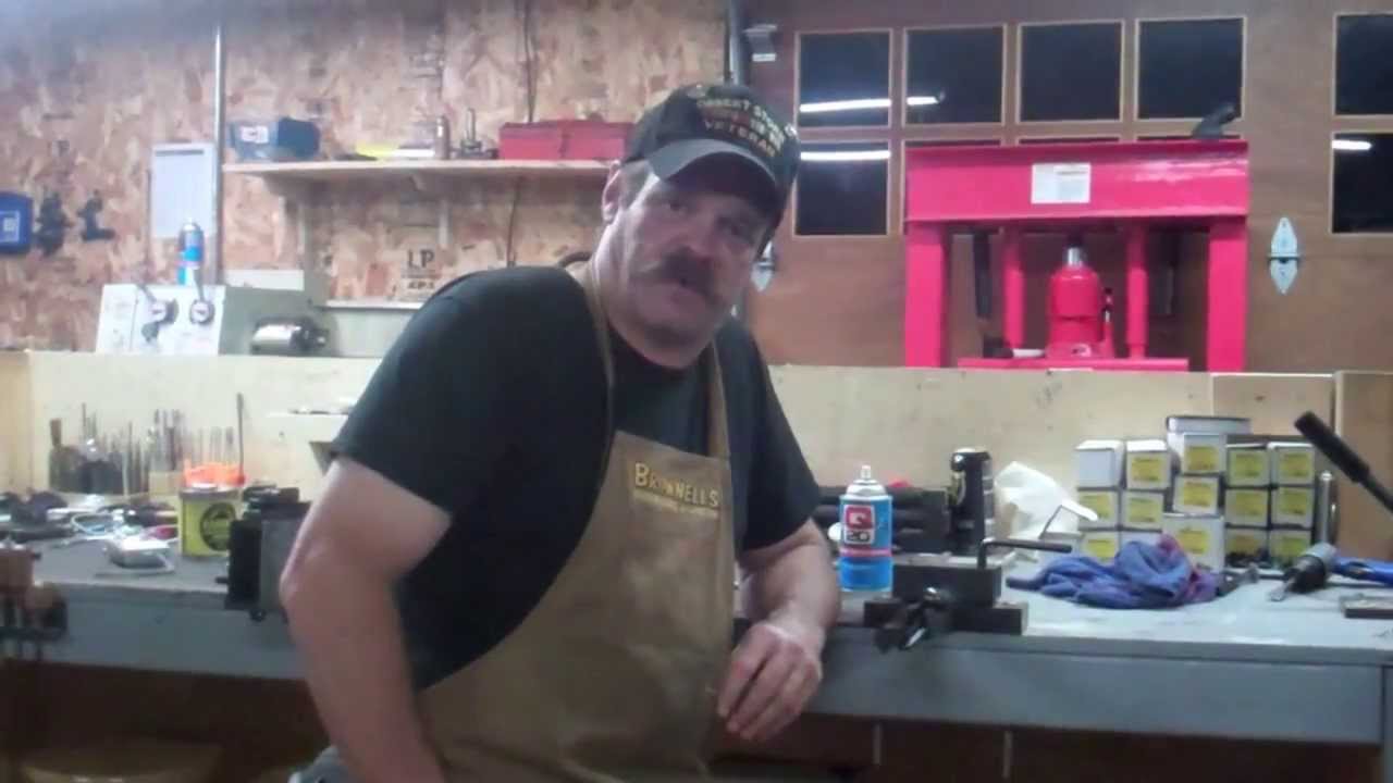 Gunsmithing: Cutting the Chamber on a Hunting Rifle Barrel (GunWorks)