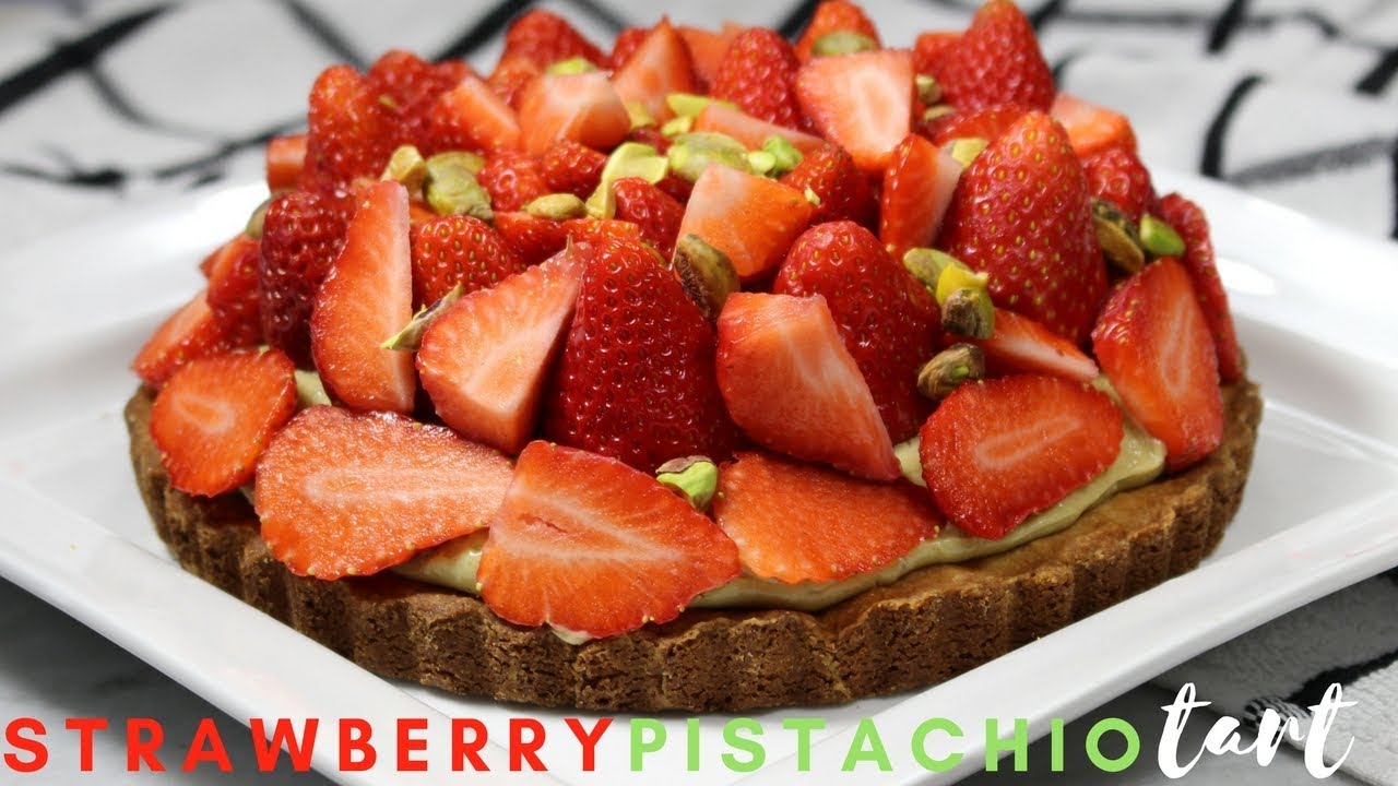 STRAWBERRY/PISTACHIO TART RECIPE - RECETTE TARTE FRAISE/PISTACHE (AMAZING)