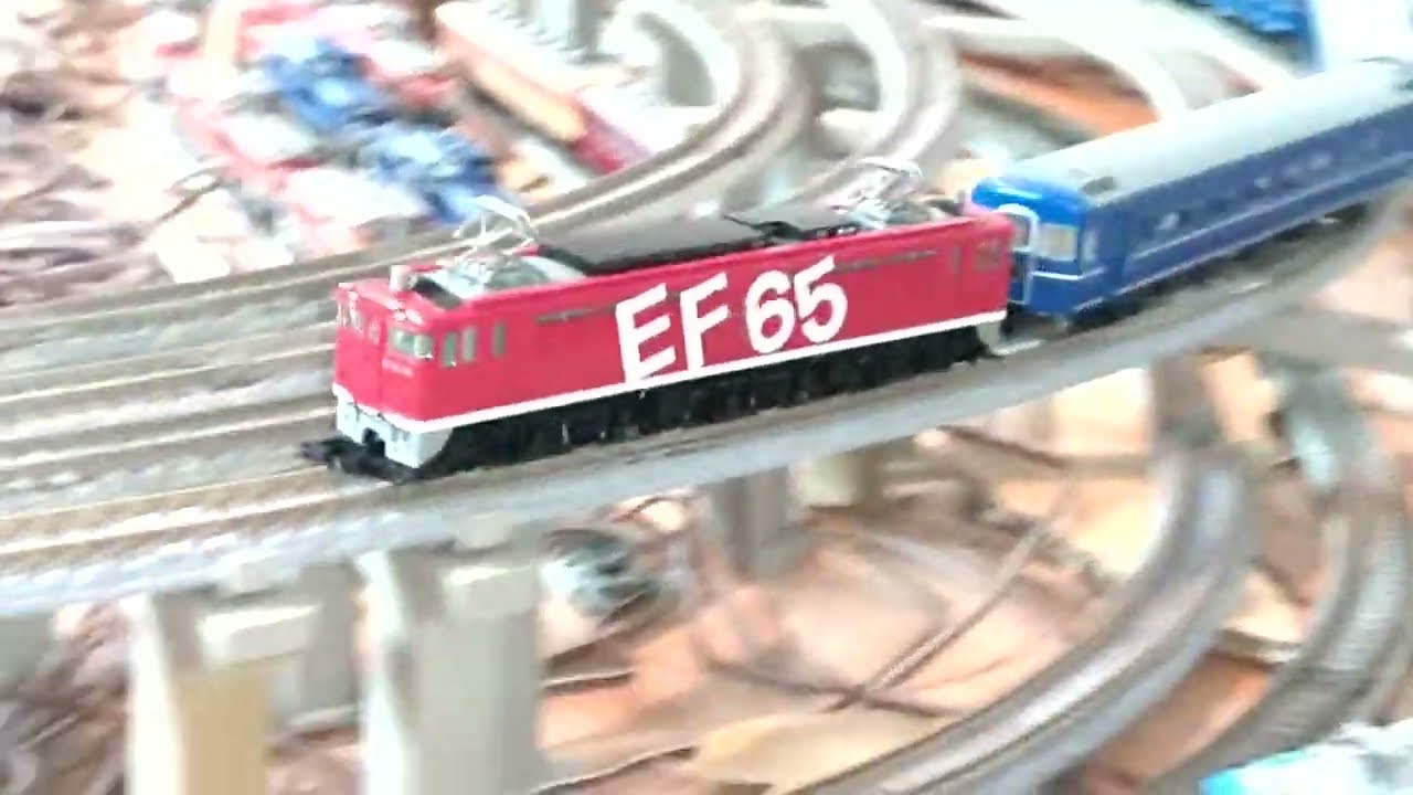 JR東海道線EF651118急行銀河、185踊り子色