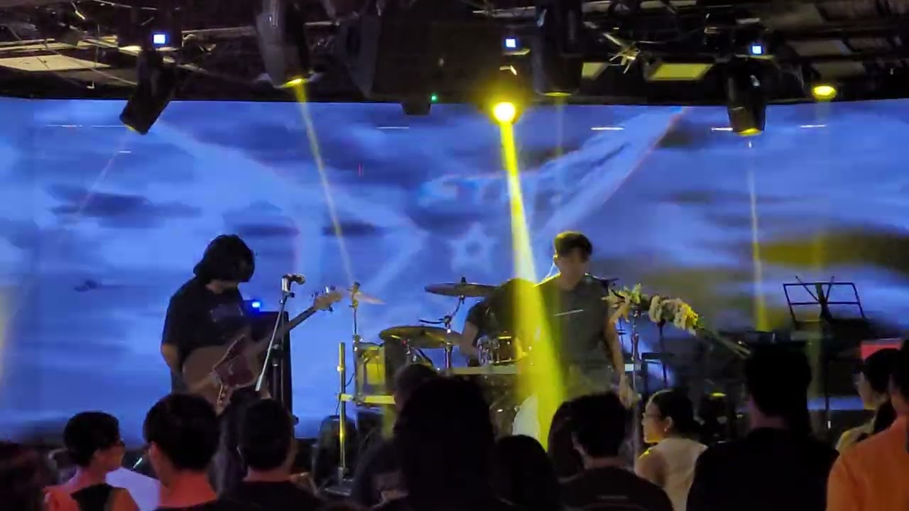 Whoisdaystar-Breaking sound with JolinChiam-drum, Harist-Bass @Philstudio on 23/05/25