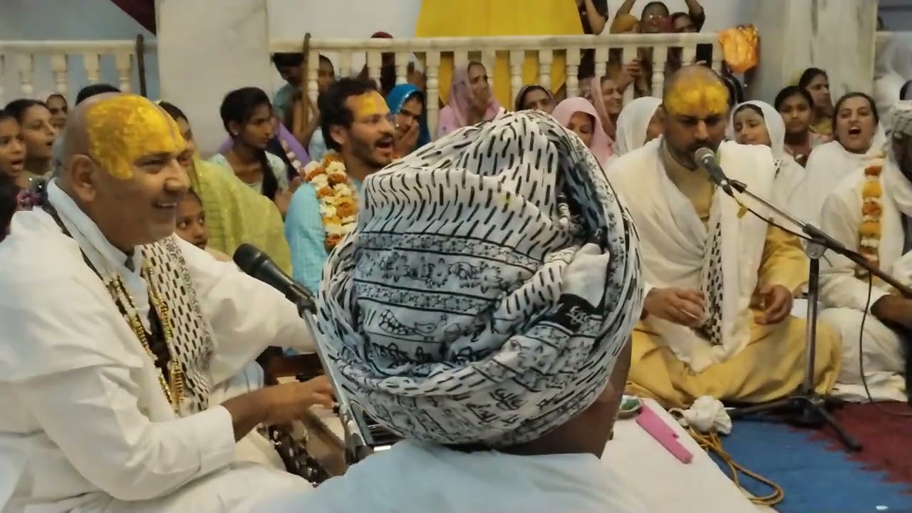 Man mohan brij bavre tere...
