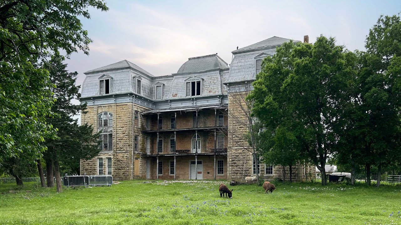 Preservation Texas to Acquire Historic Texas Hall in Tehuacana