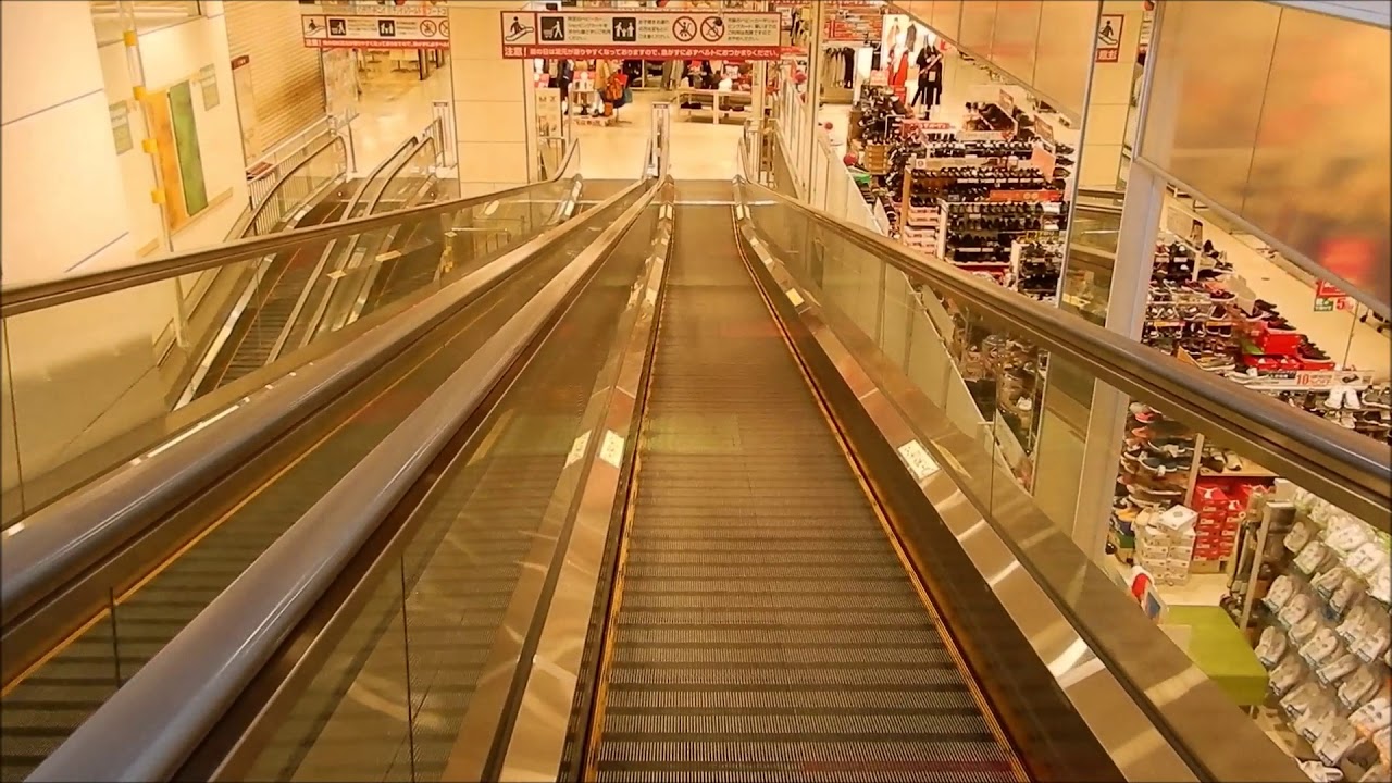 イオン東雲店のオートスロープ