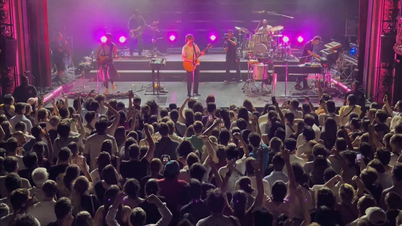 Foster the People - Don’t Stop (Live at Le Trianon, Paris 07/03/2025)
