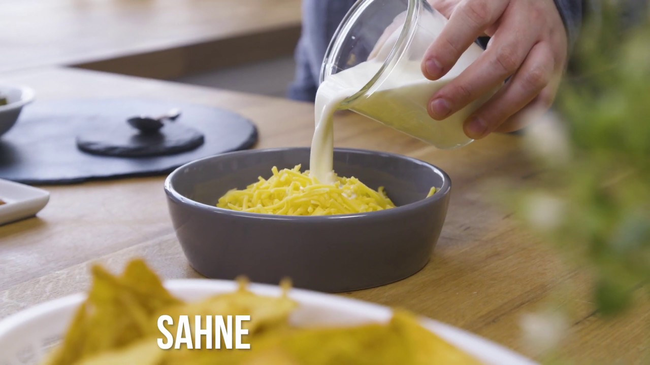 Scharfe Käsesauce mit Nachos | Experience Fresh Panasonic